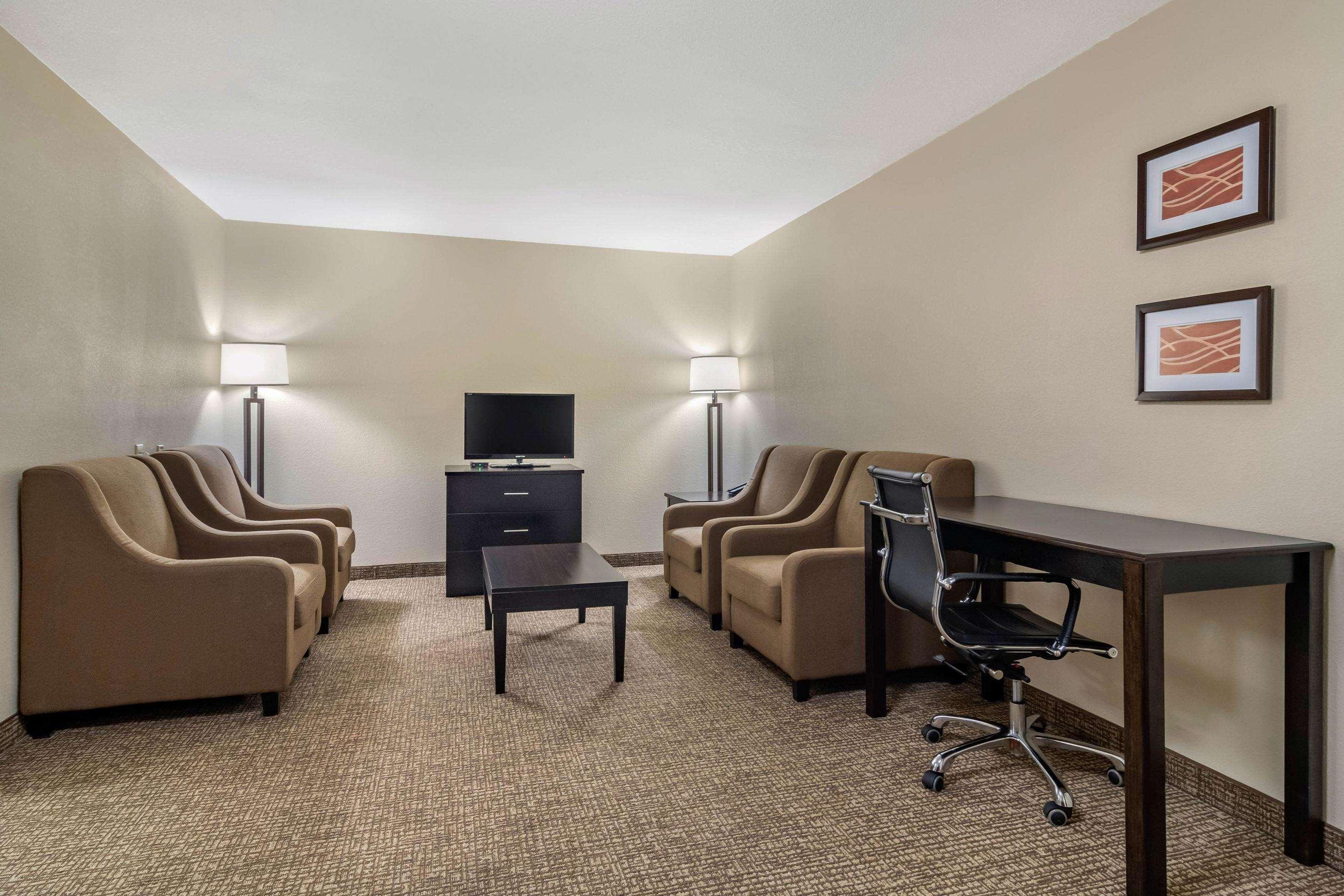 Comfort Inn & Suites Atlanta-Smyrna Exteriér fotografie